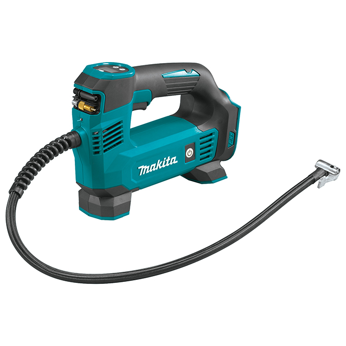 Gonfleur Makita DMP180Z sans fil 18 V LXT sur fond neutre, avec écran numérique et tuyau visible